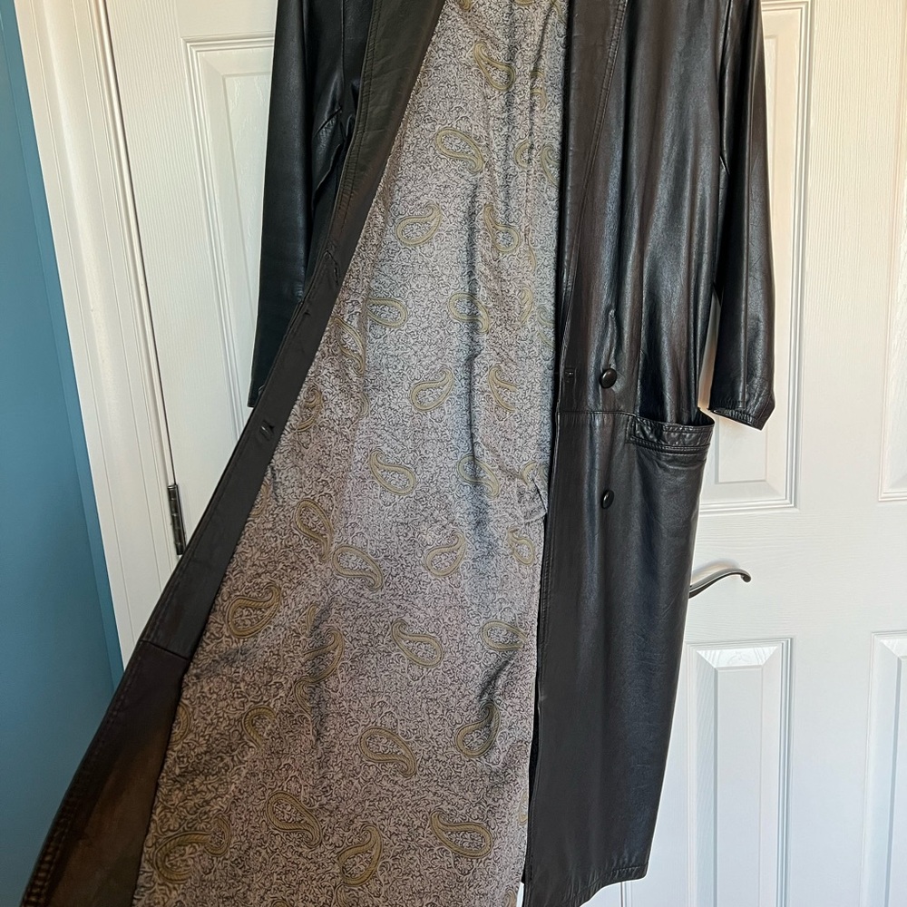 Vintage Black Leather Long Coat - Picture 4 of 10